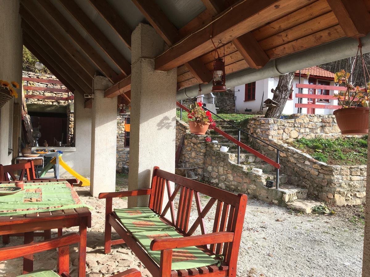 Bakonyi Apartmanház Eplény Exterior foto