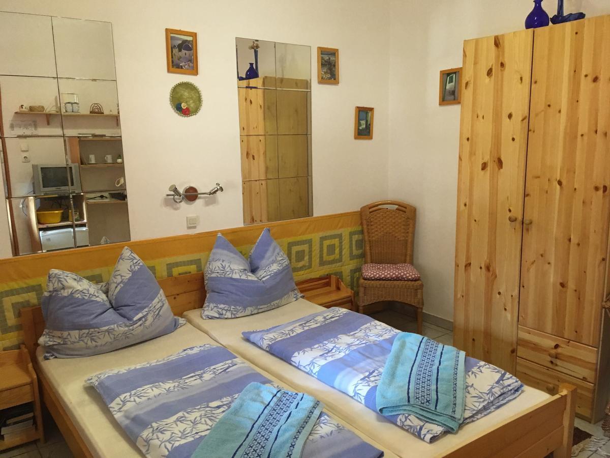 Bakonyi Apartmanház Eplény Exterior foto