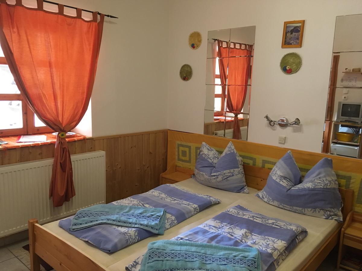 Bakonyi Apartmanház Eplény Exterior foto