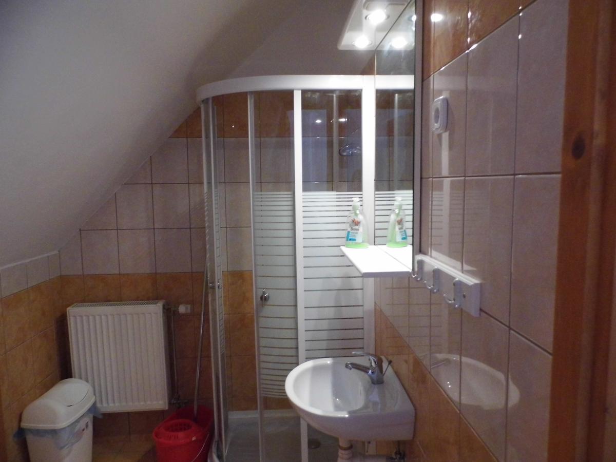 Bakonyi Apartmanház Eplény Exterior foto