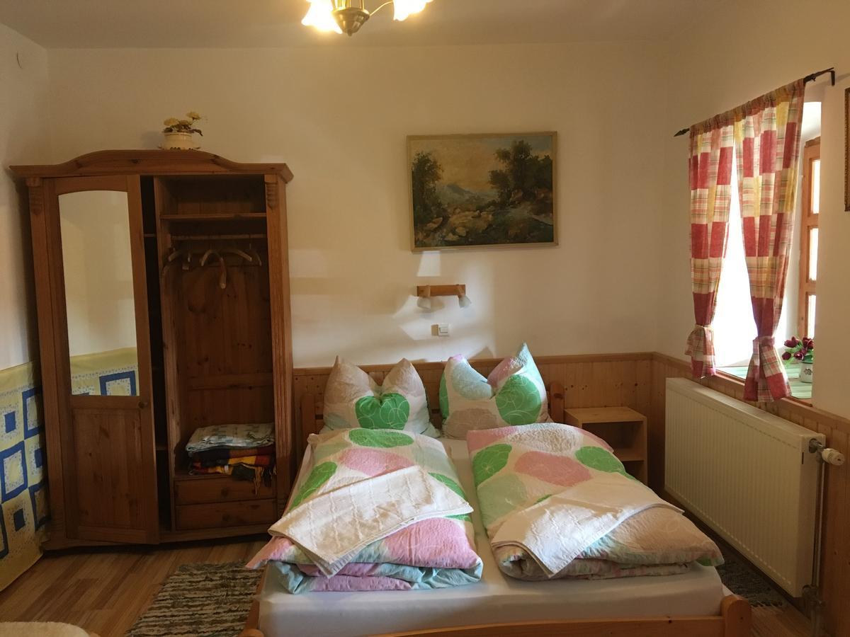 Bakonyi Apartmanház Eplény Exterior foto